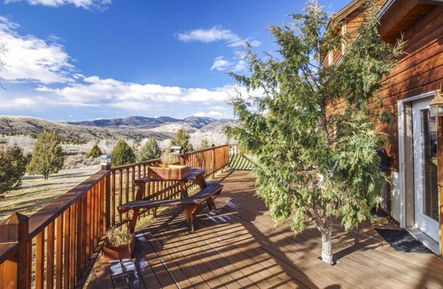 Alder House | Beautiful home near the Ruby River