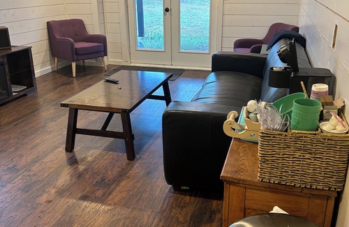 Florence Other | Beautiful mountain views, Close to trails, Pet friendly Farm Awaits you!