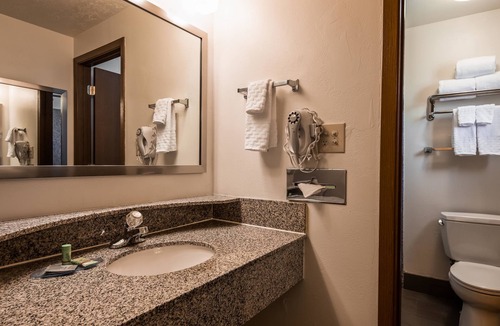 Dillon Hotel | Best Western Paradise Inn