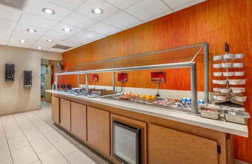 Thunderbird Industrial Airpark Hotel | Best Western Plus Scottsdale Thunderbird Suites
