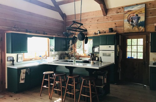 Twin Bridges House | Big Hole River fishing cabin