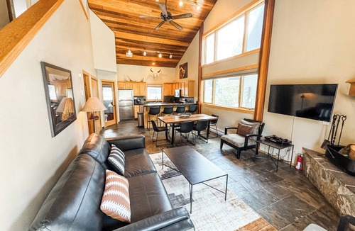 Big Horn Condo | Big Sky Condo - 3 Bed/3 Bath Ski in Ski Out!