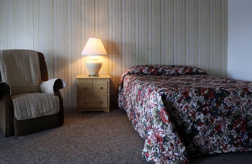 Roundup Hotel | Big Sky Motel