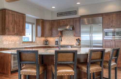 Powder Ridge Ski Chalet | Big Sky Vacation Rentals: Homestead 5 Claim Jumper