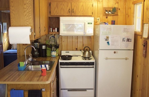 Pine River Cabin | Birch Lane Cabins 3 bed