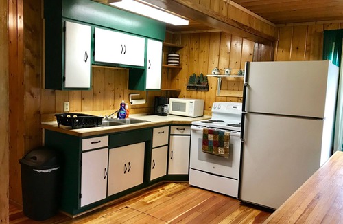 Seeley Lake Cabin | Bitterroot @ Seven Timbers-Log cabin in beautiful setting with lake access.