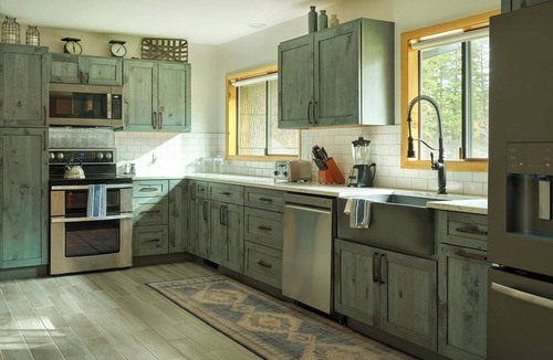 Superior House | Black Bear Lodge - Alpine Falls Ranch