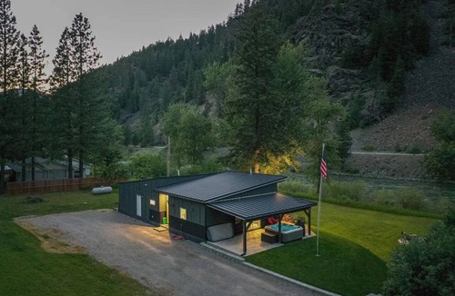 Missoula House | Blackfoot Riverfront Fishing Access & Mountain View. Hot Tub. Near Kettlehousen