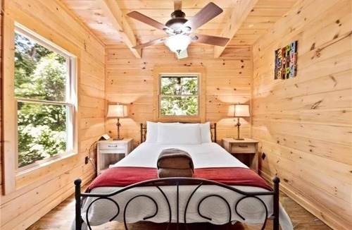 Marshall Cabin | Blue Ridge Bear Cabin - 2