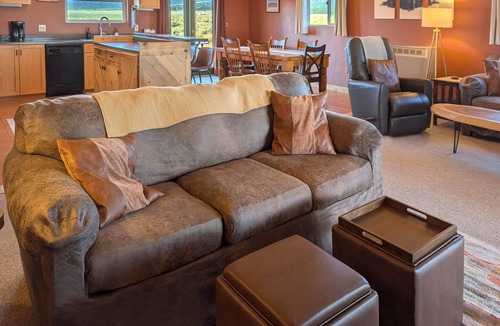 Crestone House | Bluebird Trail Retreat: Off-Grid & Dark Skies