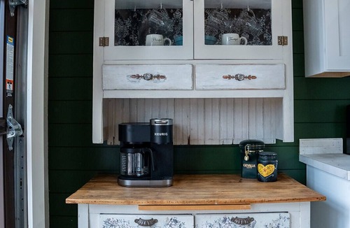Billings House | Boho Bungalow @ Old Pine Retreats