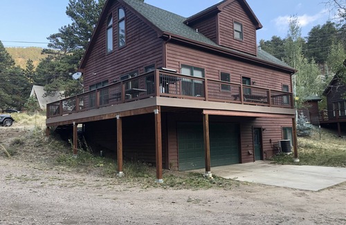 Estes Park House | BOOK NOW -Spacious 4 Bedroom Home by RMNP & YMCA