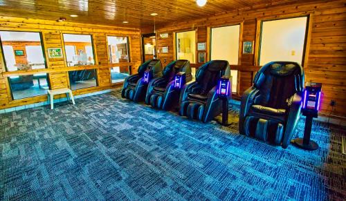 Boulder Junction Apartment | Boulder Junction Motor Lodge