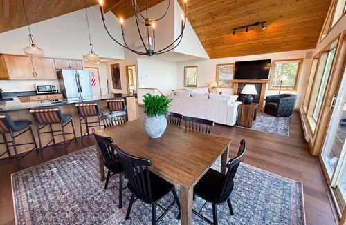 Finley Point House | Brand New! Osprey Outlook, Majestic Views, Sleeps 8, Air Conditioning!
