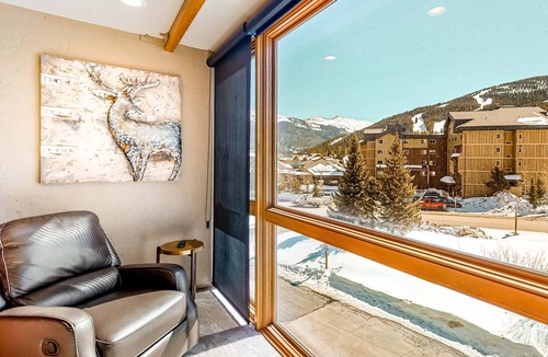 Copper Mountain Village House | Bright Ski Retreat near the Slopes W/Gourmet Kitchen, Free WiFi, & Private Patio