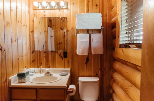 Bozeman Cabin | Bunkhouse 3 at Gallatin Canyon Cabins