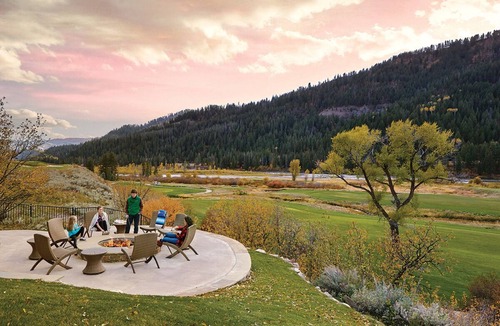 Hoback Junction House | Cabin with Club Access - Snake River Sporting Club