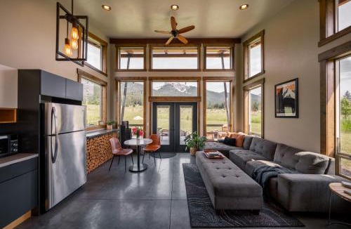 Ronan House | Calowahcan Cabin New Hot Tub