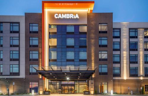 Pigeon Forge Hotel | Cambria Hotel Pigeon Forge