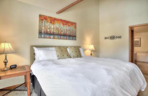 Purgatory House | Cascade Village 59