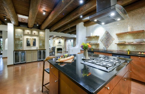 Casas Adobes House | Catalina Foothills oasis on 2.1 acres with private pool & putting green
