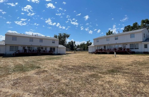 Fort Peck House | Center of It All #4