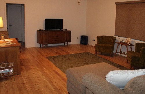 Belt House | Central and Roomy location