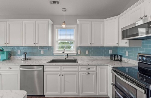 Colington House | CH937: Sounds About Wright, 4BR remodeled home, game room, firepit, W/D
