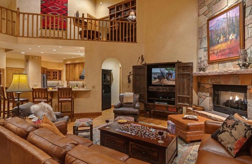 Edwards House | Chalet Aster