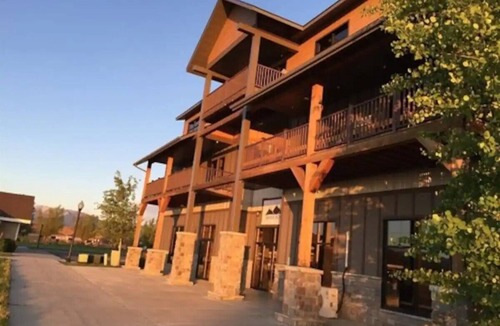 Bozeman Condo | Charming 2-bedroom condo in wonderful Belgrade with lots of outdoor activities!