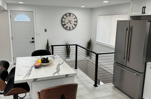 Glasgow House | Charming 3-bedroom house with WiFi, AC in fabulous Glasgow. Completely remodeled