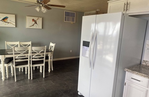 Gallup House | Charming 3-bedroom house with WiFi, AC in welcoming Gallup