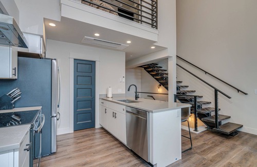 Westside House | Charming 3-bedroom townhome close to Downtown with AC in wonderful Missoula