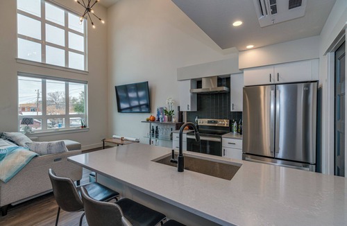 Westside House | Charming 3-bedroom townhome close to Downtown with AC in wonderful Missoula