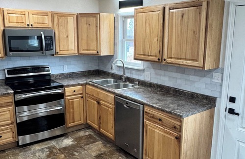 Wolf Point House | Charming 4-bedroom house with AC, WiFi in Wolf Point