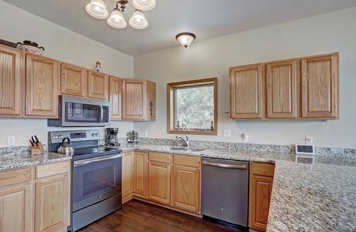 Wildernest House | Charming 4-bedroom 1/2 duplex house in Silverthorne perfect for your getaway