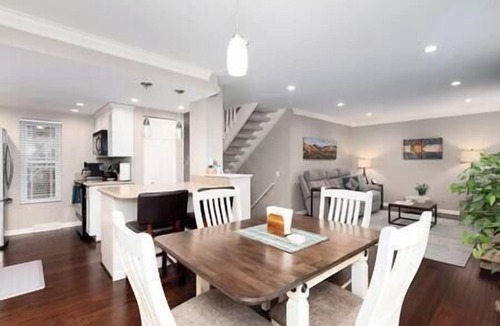 Arvada House | Charming Arvada Home, Community Pool Jun-Aug