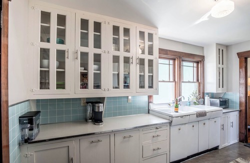 Ennis Cottage | Charming Downtown Ennis Executive Home!