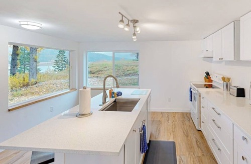 Sandpoint House | Charming home with river views, spacious patio, BBQ, WiFi and streaming