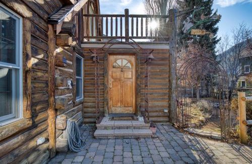 Ketchum House | Charming Ketchum Cottage with Gourmet Kitchen