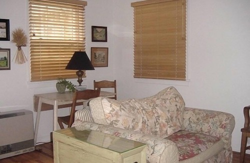 Hamilton House | Charming Lodging in Historic Hamilton, Montana