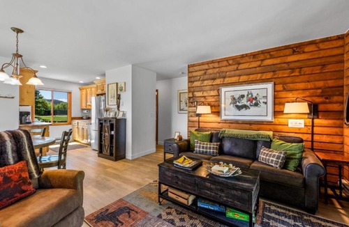 Clark House | Chickadee