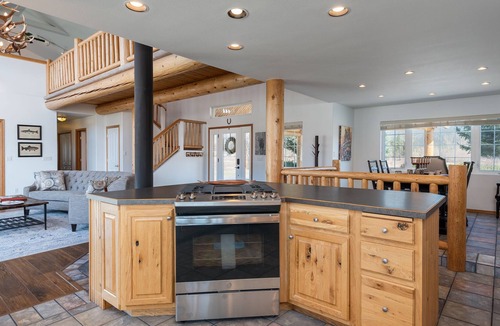 Frenchtown House | Clark Fork Riverfront Retreat 15 Minutes From Missoula! Special Events Venue!