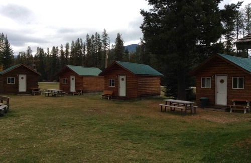 West Glacier Cabin | Clear Sky Resorts Deluxe 2 Bedroom Cabin