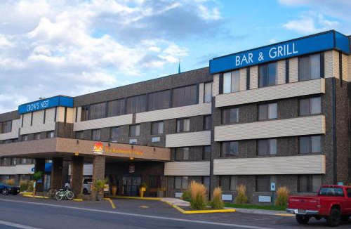 Kennewick Hotel | Clover Island Inn