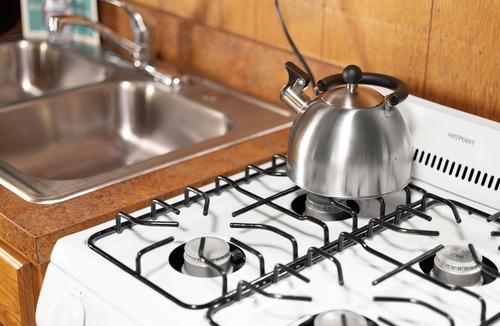 Red Lodge House | Coal Creek Cabin- fireplace, WiFi, dog friendly and is a short distance from downtown and mountains.