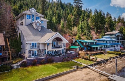 Coeur d'Alene House | Coeur d'Alene Lakefront Retreat