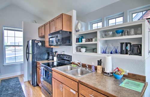 Valley West House | Coldsmoke Getaway, Steps From Meyers Lake & minutes from downtown!