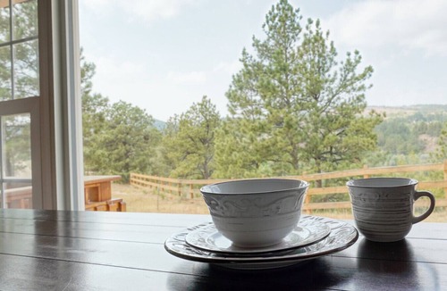 Hot Springs Cabin | Columbine Cabin at Highland Meadows - Black Hills Retreat