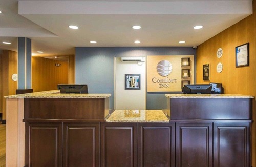 Heart of Missoula Hotel | Comfort Inn University